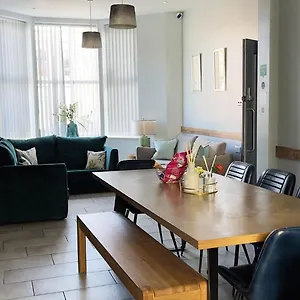 Titanic Guest Boutique, 4-star Apartment
