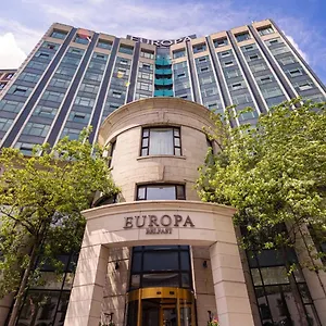 Europa **** Belfast