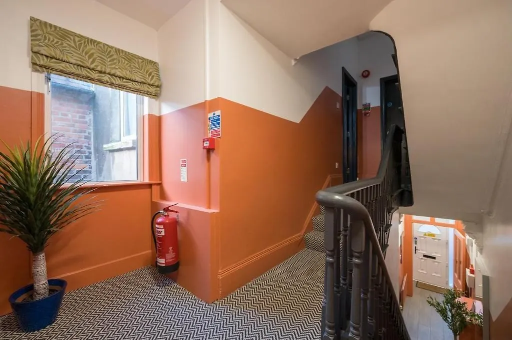 The Wellesley Hotel Belfast 4*,  United Kingdom